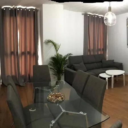 Apartment En El Centro De Teatinos
